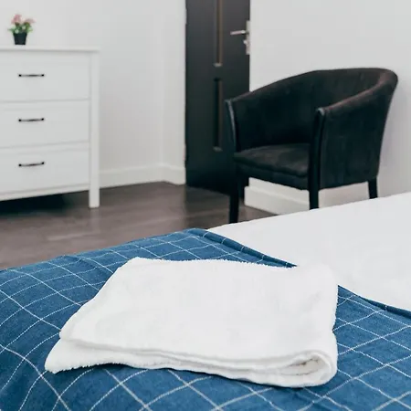 Apartment Dd *